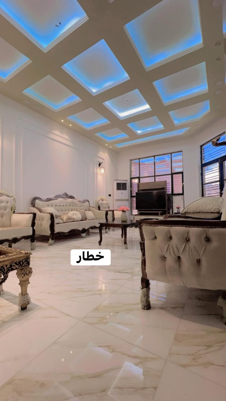 دار للبيع 200م بنا رقم واحد 
***********
