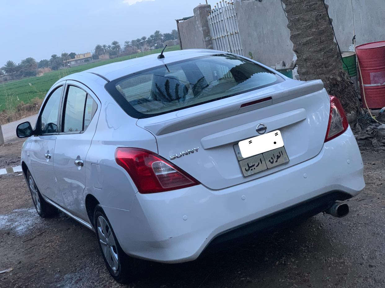 🚗 للبيع: نيسان صني 2019 - وردة مال الله
يا الله، خير من يستفتح به..
أخواني وأهلي، عندي هالسيارة "نيسان صني" موديل 2019، نظيفة وحلوة ومال بيت. السيارة مو بس حديد، لا والله، هاي رفيقة درب ومعدلة.
📝 مواصفات السيارة:
• الموديل: 2019.
• الرقم: أربيل (أصولية ونظيفة).
• المحرك: خير من الله، كير ومحرك "شرط الفحص" وناعم مثل الحرير.
• التبريد: ثلج، ينسيك حرّ تموز وآب.
• الداخل: نظيف وجديد، لا شخط ولا خلع.
• البدي: [سليم فقط بارد بالباب]، والسيارة كشرها يلمع.
💡 ليش تشتريها؟
السيارة اقتصادية حيل، تشم البنزين"، وتتحمل طرقنا وحفرنا. سيارة مال كسبة ومال عائلة، دك سلف وتوكل لوين ما تريد، ما تگول "أخ".
السعر: 100 ورقه وبيها مجال للطيبين
العنوان : نجف عباسيه
للتواصل : ***********
