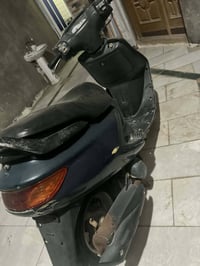 دراجة • نضيفه • مكينة ما مفتوحه