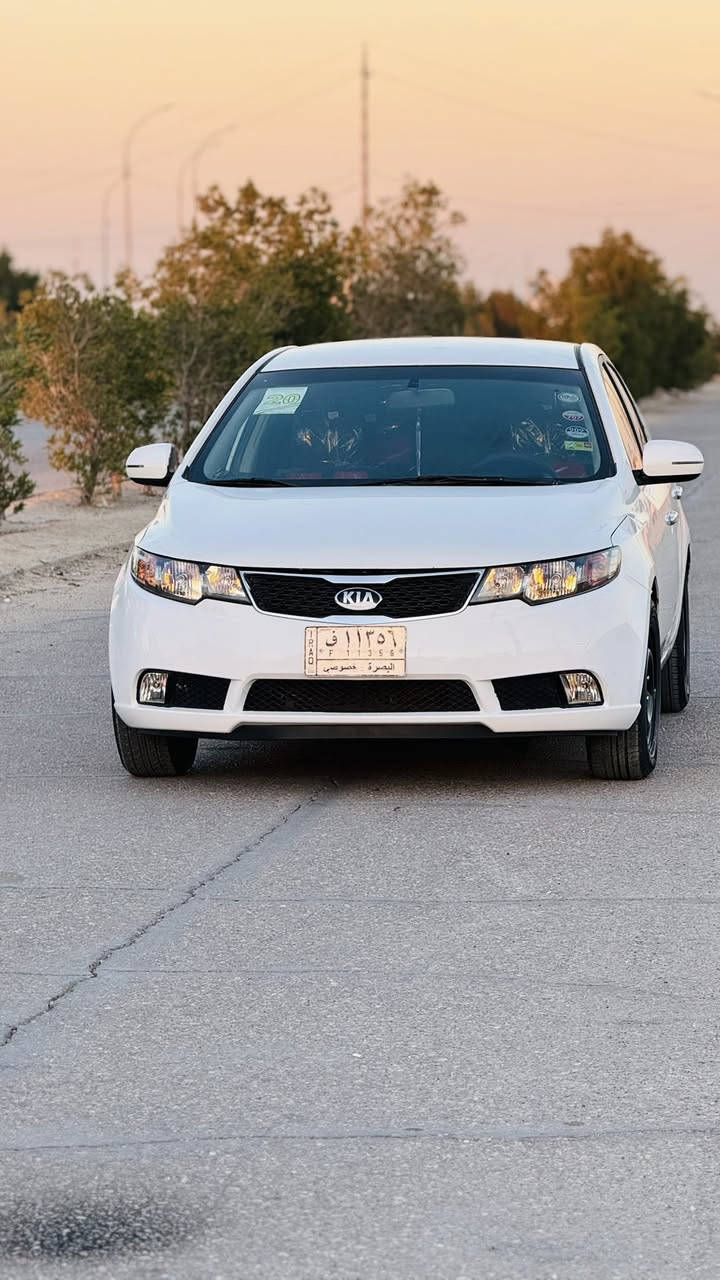 سلام عليكم كيا سيراتو 2012 خليجي مكينه 1600 حداده تخم تاير تبريد جاهزه من كلشي مكفوله رسميات والضربه القويه رشات صبغ وتبديل كفر جاملغات الخلفيه  بكوريا شغل بلاد مامبين مواصفات كشنات جلد لونين شاشه كامره تحكم  ستيرن حساسات رقم بصره سنويه 2028 تحويل ثاني يوم السعر 84$ عنواني البصره الاستفسار ***********
