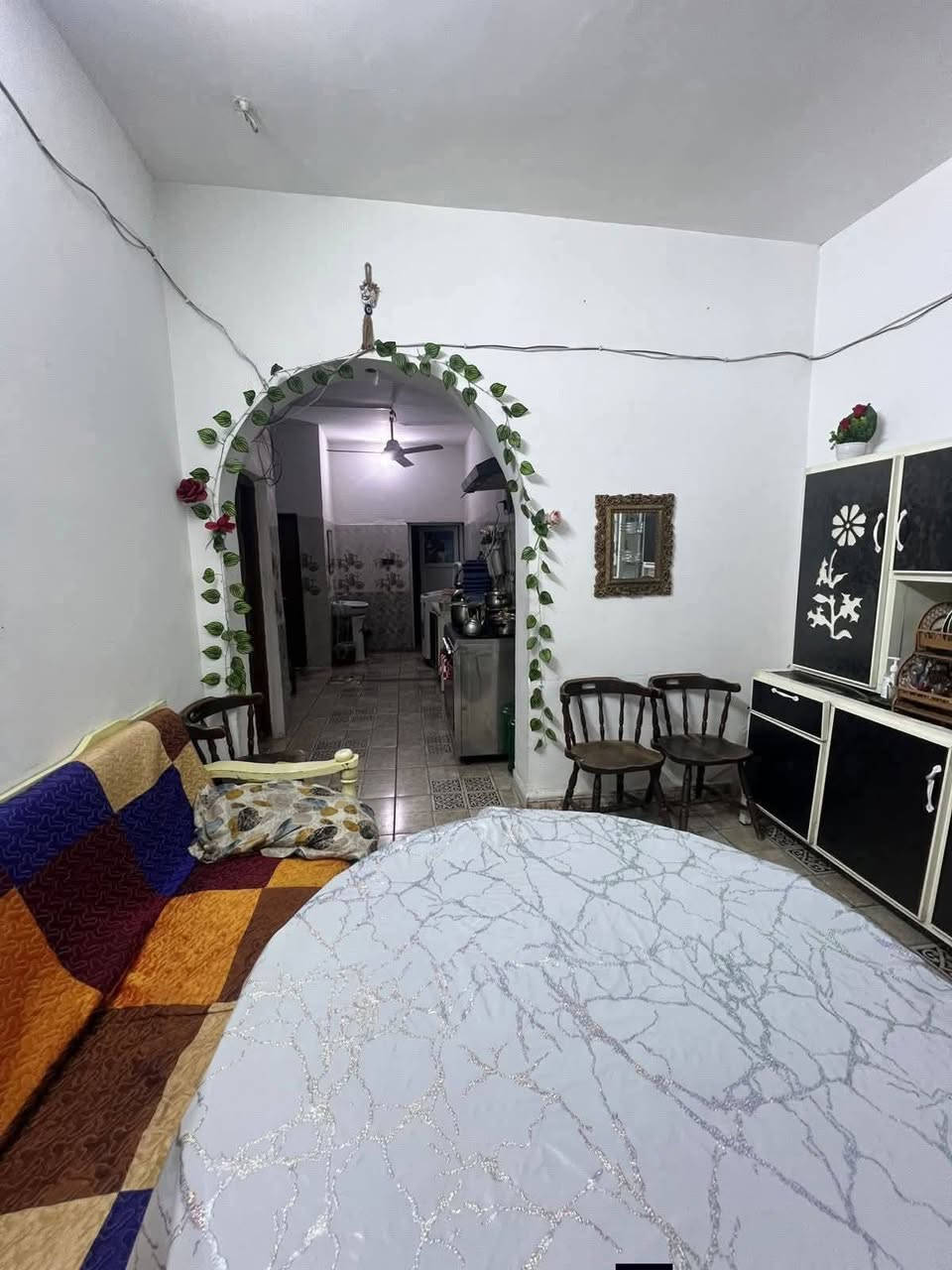 دار سكني طابو صرف  للبيع مساحه ١٥٠ متر طابقين ٤ غرف نوم السعر خاص العنوان الزعفرانيه / شارع المعهد / والشراي يتصل ويعرف بقية التفاصيل ***********
