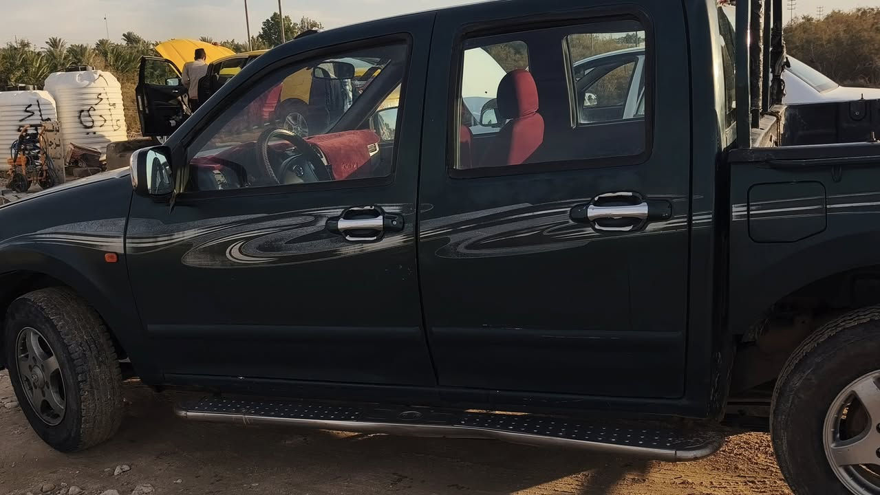 كريت ويل موديل 2013 سيارة
 مكفولة. بيه تصليح خياسات فقط 
.  تبريد تدفئة 
شاشة. كهربائيات كله شغالة
 . رقم نكليزي. سنوية لل 2029. رقم ذي قار. 
مداور ثاني يوم. مكان ناصرية غراف السعر 55
رقم 
***********
