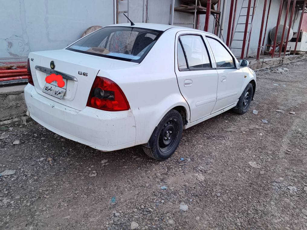 ‏جيلي سي كي
‏موديل 2009 رقم دهوك
‏محرك كورلا جديد 16 الاصلي
‏تبريد و تدفئة شغال و شرط 
‏كليج و عينه جديد 
‏السيارة عليها غرامات 8 و نصف أوراق يقطع من السعر 
‏بعد المعاملة مكان السيارة دهوك 
‏سعرها 35 و مجال بسيط 
رقم هاتف *********** دهوك, العراق
