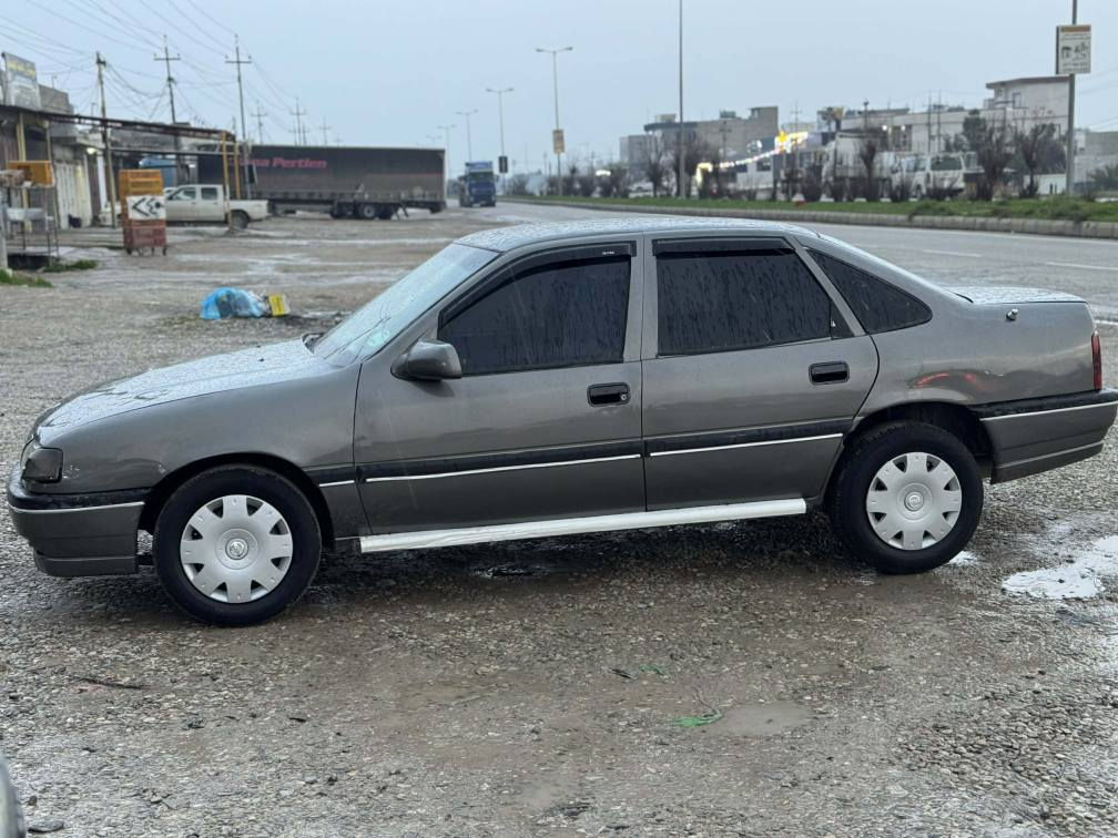 بە ناوی خودا ماشەڵا لە ماڵی هه موو لایک ئۆپڵ مۆدیل 1991مە کینە 18گیڕو مەکینە بە شەر پیشو دوای کەپسە کامل جوانکاری بۆ کراوە تازە بۆیاخ کراوە بۆجوانی سە قفی موسە وەرگە ڕەو نییە شتیکی جوانە کارەبی مەز بوتە ئاڕمی پلاستیک خوار بە لاشم ۆ هیناون ***********ماڵی فەقیرە بەنزین هه رناخوات 
کارە بای گشت گیانی ئیش ئە کات السليمانية, العراق
