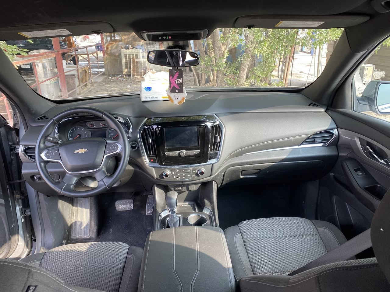 السلام عليكم
شوفرليت  ترفلس موديل 2023
مواصفات Lt فول مواصفات معروفة 
سونار بلمنشور 
اللون فيلي مميز 

////. السعر  -255
 
السياره رقمة بغداد 
    
5 كاميرات 360 
كامره وسطيه 
رادارات خلفي وجانبيه وأمامه 360
كشنات منفصل 
كشنات كهرباء
تحديد مسار 
ويل كب 20 
9 سماعات مع مضخم
مفتاح التشغيل بصمة
3 قطع تبريد 
5 بصمات ابواب 
صندوق كهرباء 
كشانات الامامية كهرباء 
تدفئة بالكشنات 
تدفئة مقود 
سايد بريك بصمة 
شاحن موبايل واير ليس 
مخارج UBS
رادار امامي + تحديد مسار 
رادار جانبي نظام النقاط العمياء 
اشارة بالمرآة 
شاشة قاصة تدعم نظام الاندروي
كشافات امامية زنون 
حجم المحرك 6 سلندر  3600 
ناقل الحركة 9 نمر 
عداد المسافات الحالي 41 الف مايل 
مكلف بنشر مكان سياره بابل 
 اتصل
 ***********
***********
