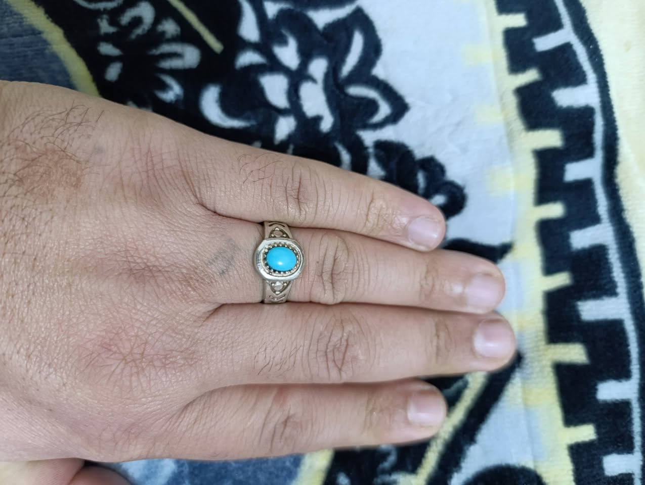 الجميله للبيع ***********
