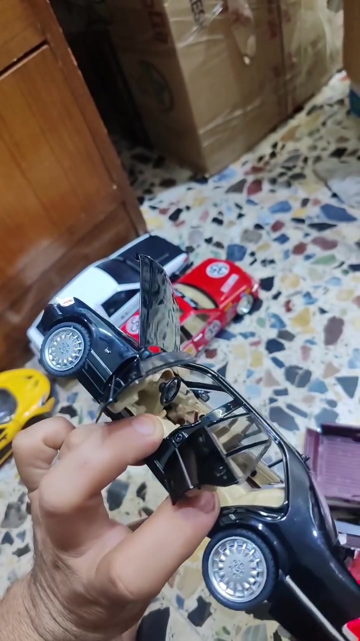 متوفر للبيع حجم 24 قطع جديده سعر القطعه 20 الف و يوجد توصيل


**إذا كنت صاحب هذا الإعلان وتريد حذفه لأي سبب، رجاءا أرسل رسالة إلى الدعم الفني**