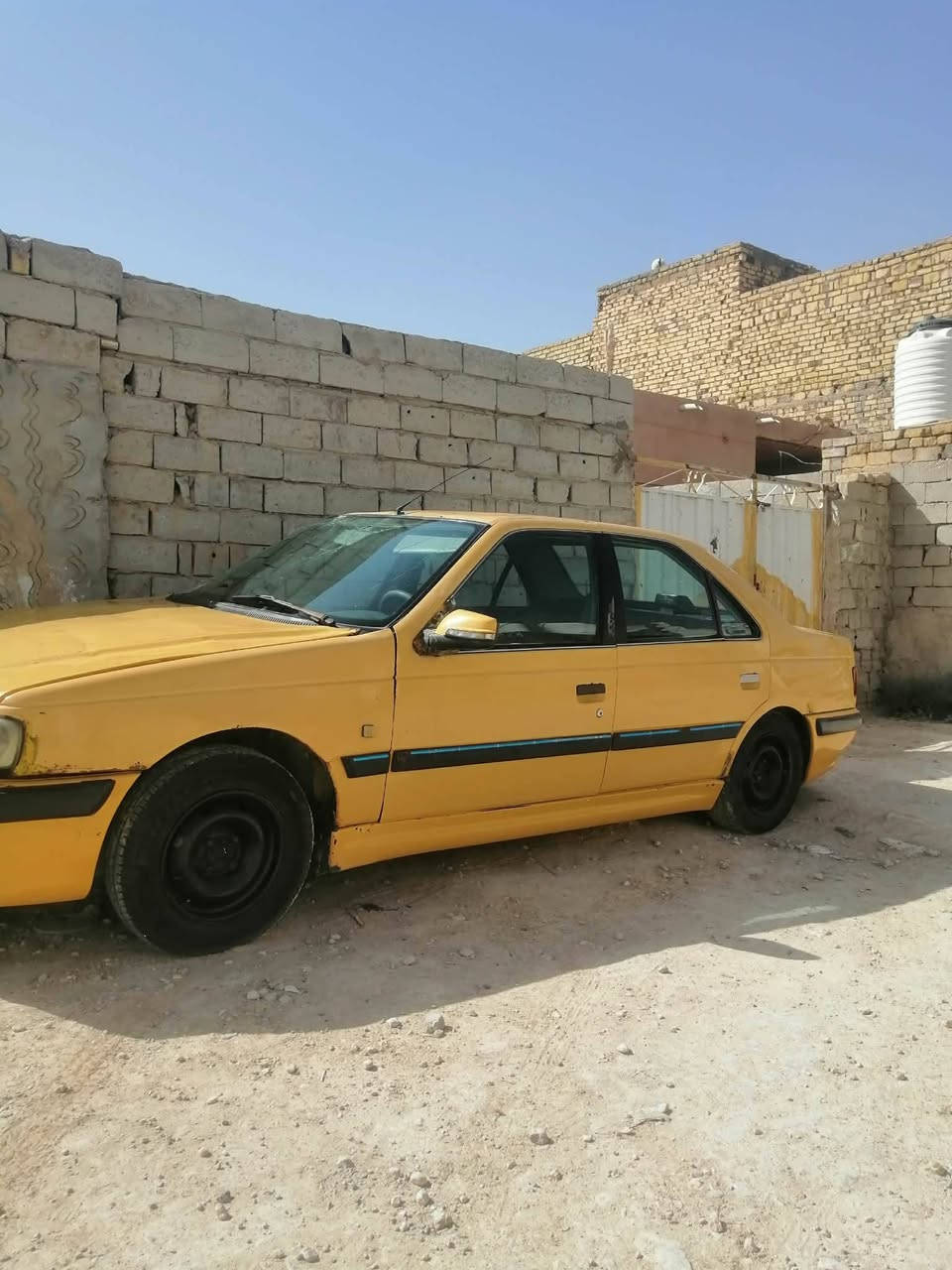 بيجو بارص للبيع مكينه وكير نضاف بدون راعي رقم نجف صدامي سعرها 13وبيها مجالرقمي***********
