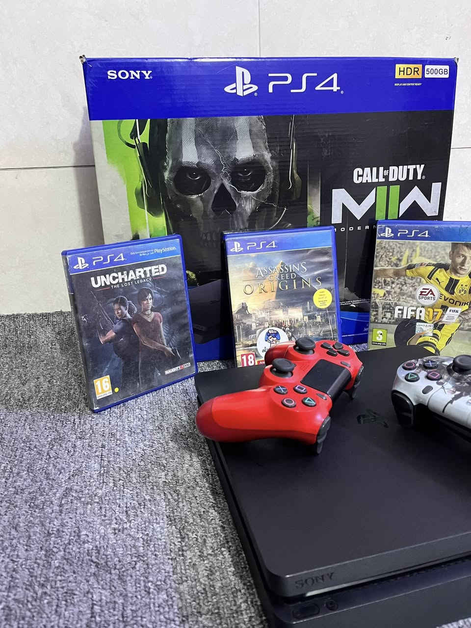 سلام عليكم بلي فور  سلم نضافه فول قراص 3 يدات 2 وحده اصلي وثانيه تجاري واحد تيره كامله ملحقاته كرتونته موجوده اون لاين اخر تحديث مكاني بغداد الشعله توصيل ماكو 
*********** 
250 بي مجال
