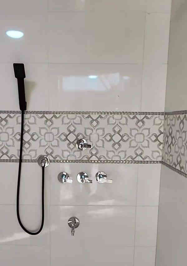 ابوكميل لتئسيس الماء المجاري والكهرباء بأسعار مناسبة وجوده في العمل في كربلاء ***********
