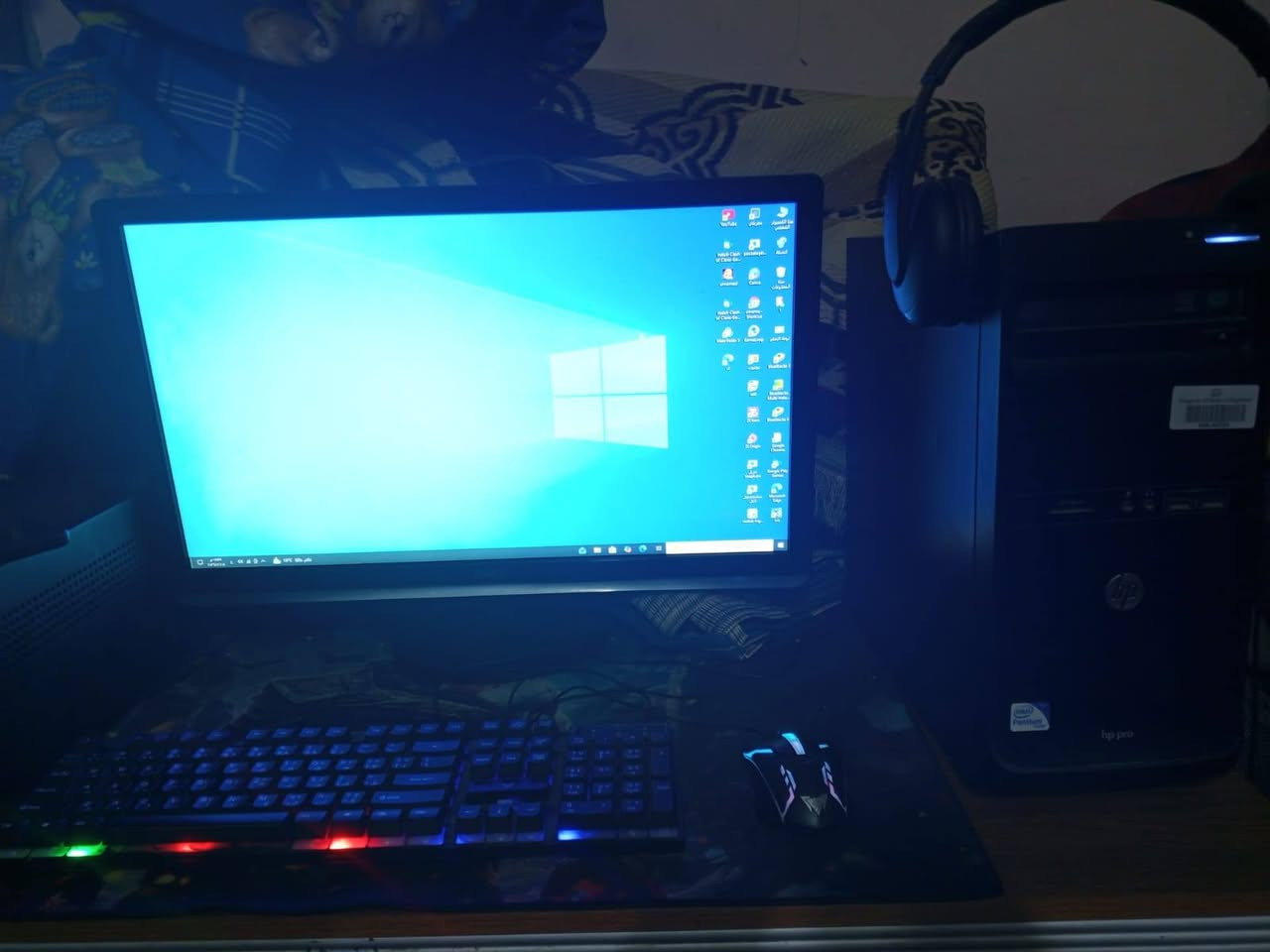 سلام عليكم حاسبه ممستعمله اهواي جديده نضيفه جدا شاشه حجم كبير ٢٨
يو بي اس ٢٥٠٠واط اصلي جديد 
ولحاسبات كامل المواصفات كدامك شوف وتأكد 
سعره هيه كله معه يو بي اس ١٦٠الف بيه مجال حق الجيه 
عنوان جميله
***********
