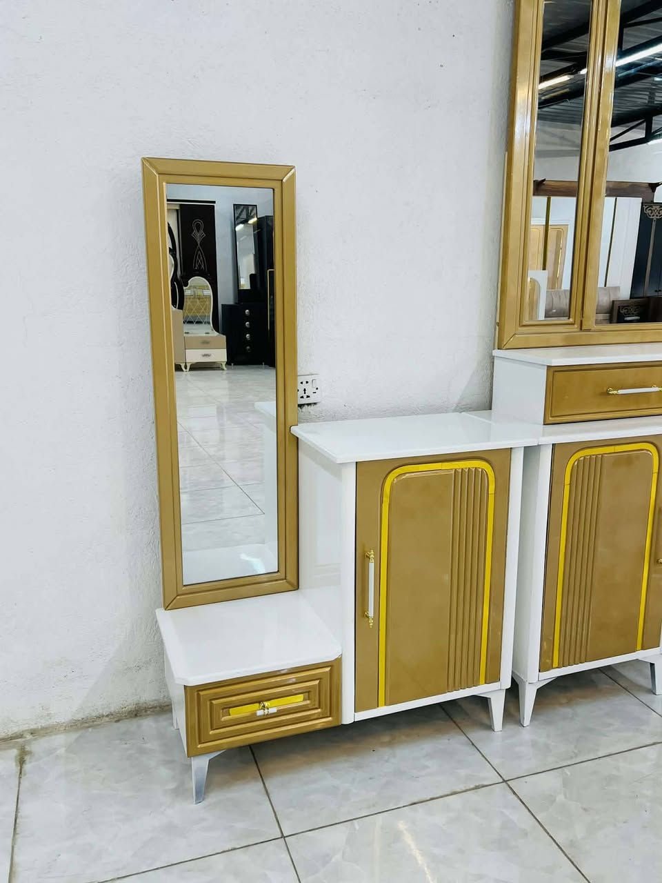 غرفه جديد تفصال عراقي 🇮🇶
تصميم تركي  صبغ حراري

داخل وخارج صاج

ضهر جرجوبه ضمان بيه الغرفه 

سعر مليونين و250

نقل وشد داخل بغداد مجاني محافضات بكروه


**إذا كنت صاحب هذا الإعلان وتريد حذفه لأي سبب، رجاءا أرسل رسالة إلى الدعم الفني**