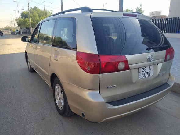 تويوتا سينا ياباني ...
موديل2009/  7راكب سياحي /تبريد مركزي 3 قطع ثلج . مكينة 6 سلندر  ناعمه لا رواجز والابخار شاديلها (منظومة غاز) يعني انسه صرف البانزين رقم مميز انكليزي سنويه وهزه وارقام جدد و ( بأسمي )
( للبيع فقط..ما اراوس ولا اقساط) 
تحويل مباشر مصبوغة حزام القمارة بدون صبغ... حادثها جاملغ امامي
سعرها 113 وبيها مجال مكانها بغداد اي معلومة اخرى أتصل على صاحب الرقم
***********
