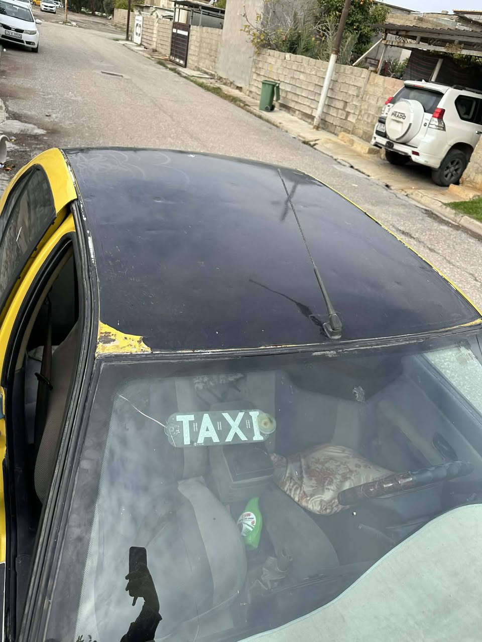 السلام عليكم اخوان سمد موديل 9 باسمي سنويه لل 29 تنتهي هيئه ورمات مصفره سياره شوفتع ما مبدله كل شي بيها السياره سعرها 25 ورقه وبيها مجال بسيط رقم الهاتف تحويل ثاني يوم ***********
