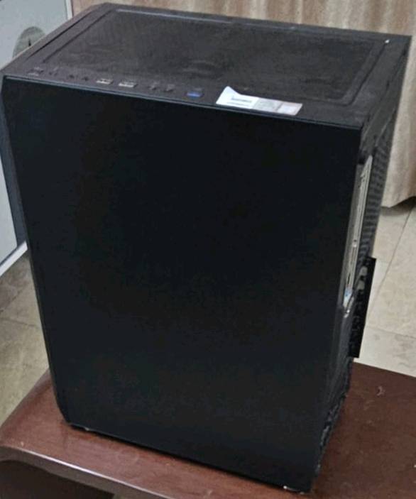 بي سي للبيع ويا ماوس وكيبورد مجانا والتوصيل مجاني والسعر راسلني خاص ونتفق على سعر مواصفات:

مساحة :  1t ssd

RAM:16G

كارت شاشة:  rtx 2060 12g

المعاج:core i5-10400 
