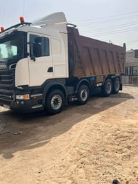 سكانيه للبيع مديل 2012مكينه 500تخم تاير رقم الهاتف 07749576603
