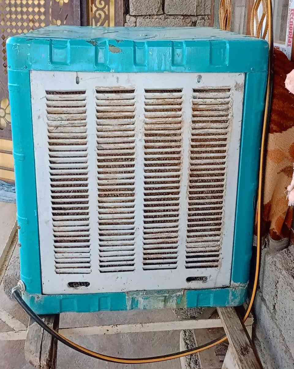 مبرده للبيع كامله مكمله نضيفه قطرة صبغ ماطاخها
موطور وليف وغطاس كلو نضيف وشغال
السعر 155 وبيها مجال شي قليل
#مبردات


**إذا كنت صاحب هذا الإعلان وتريد حذفه لأي سبب، رجاءا أرسل رسالة إلى الدعم الفني**