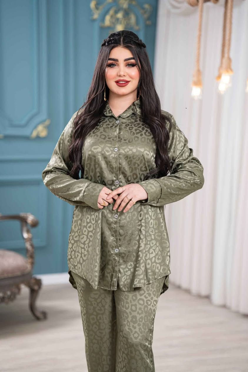 بسم الله الرحمن الرحيم 

اللهم صل وسلم على نبينا محمد وآل محمد 

سوت رسمي

حامة ستن مجكر شرط الفحص

L. XL. 2XL. 3XL.

الدرزن 150 الف

سعر القطعة مفرد 20الف

توصيل جميع المحافظات 5الاف كركوك, العراق


**إذا كنت صاحب هذا الإعلان وتريد حذفه لأي سبب، رجاءا أرسل رسالة إلى الدعم الفني**