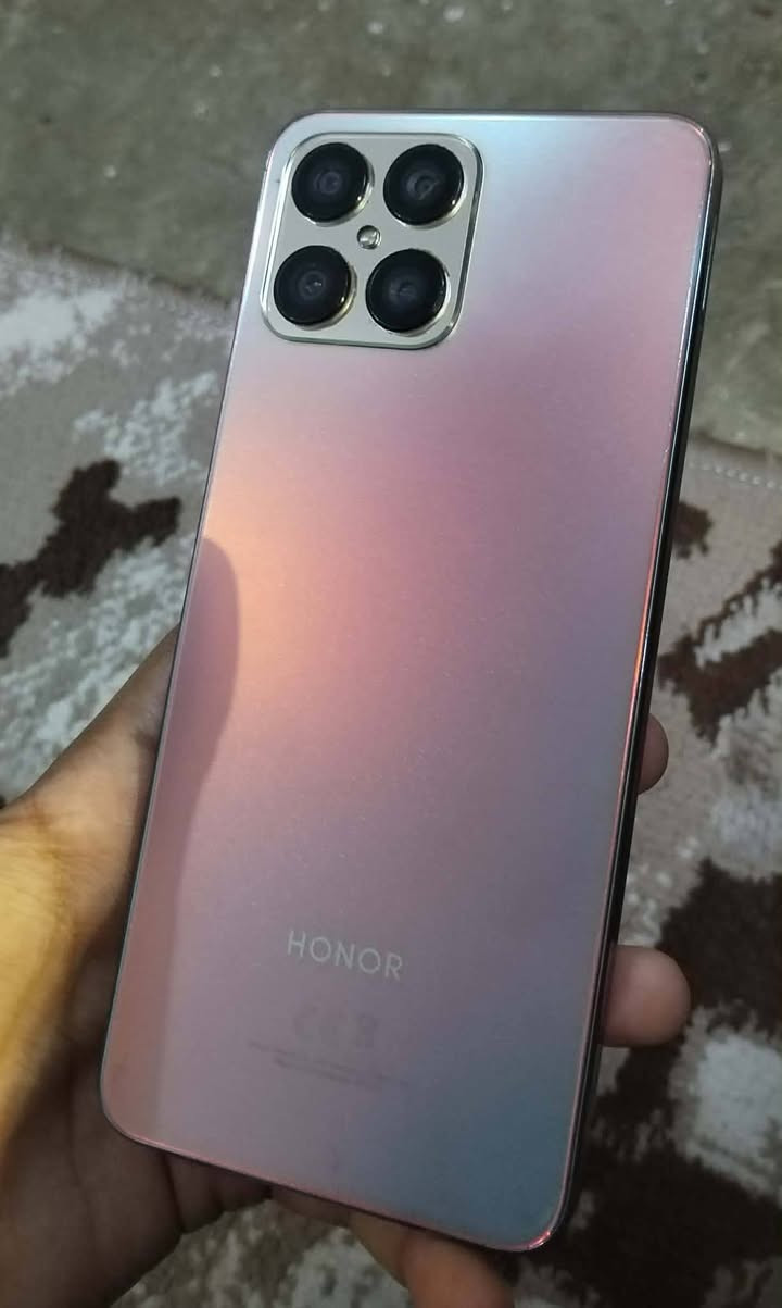HONOR x8
1_ جهاز بل شرط👌 

2_ عشوائية 128❤️ 

3_ رام 8+2ببجي 60فريم 🔥 

4_ بطارية 5100🔋 

5_ 42 واط يدعم الشحن السريع⚡ 
________________________
جهاز بل شرط اي ععيب ما بي أي استفسار *********** بي واتساب 💥
