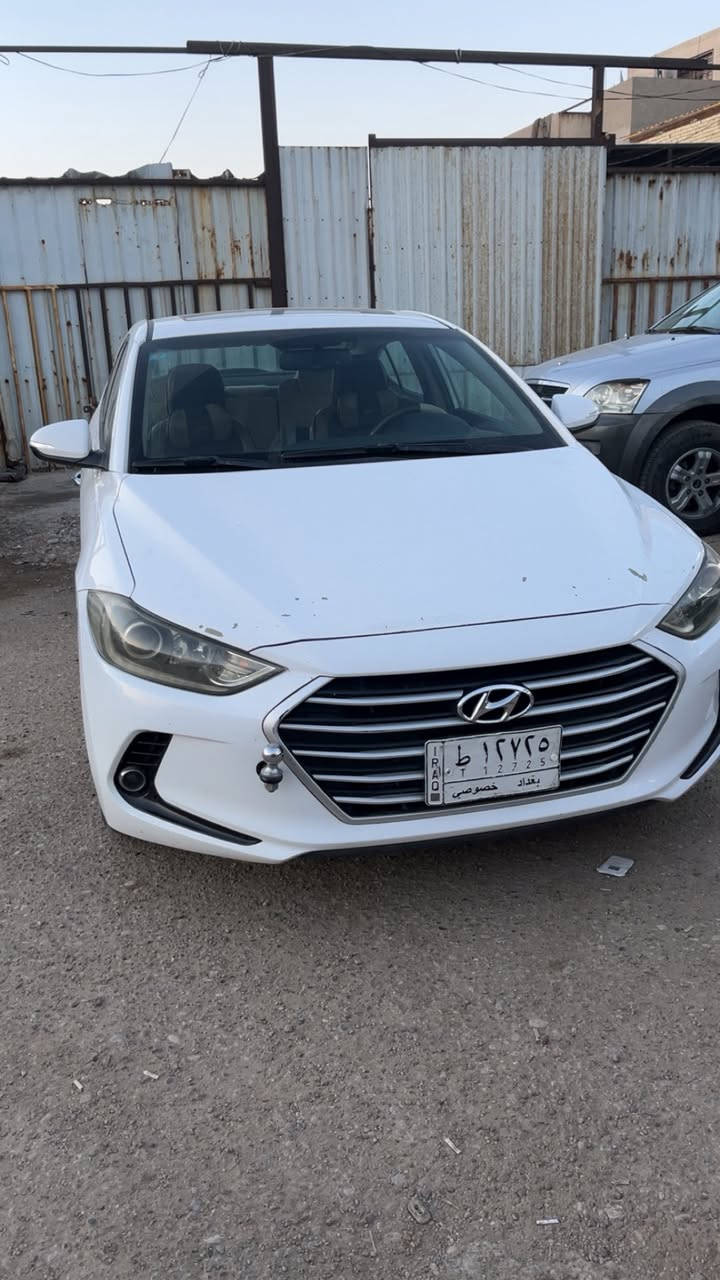 السلام عليكم النترا 2017 
خليجية السعر 137 وبيها مجال بسيط 
المحرك 2000 
التفاصيل سونر 
بأسمي 
***********
