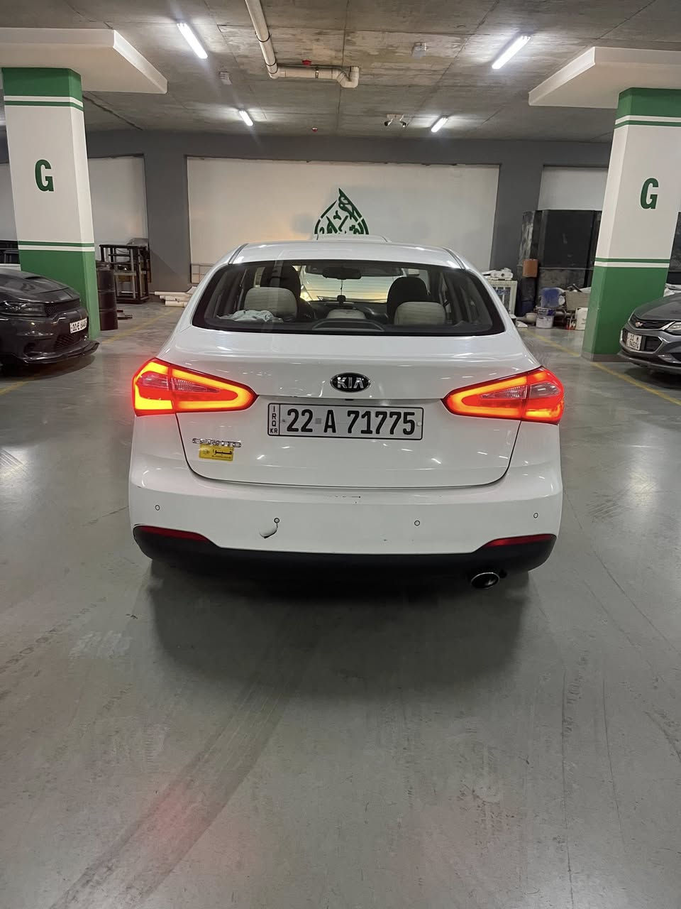 سيراتو خليجي 2016  رقم اربيل 

مواصفات السياره……

تحكم استيرن …شفتات استيرن

(٣)انضمه .نورمن.سبورت.ايكو

مري شفط.اشاير مري

تبريد قطعتين..

حساسات  …خلفي …جانبي  …امامي..

فتحه ،،

كامره،،

السياره بغداد الكراده
***********

١٢٠.٠٠٠وبيها مجال 
ويل كب عدد(٥)
