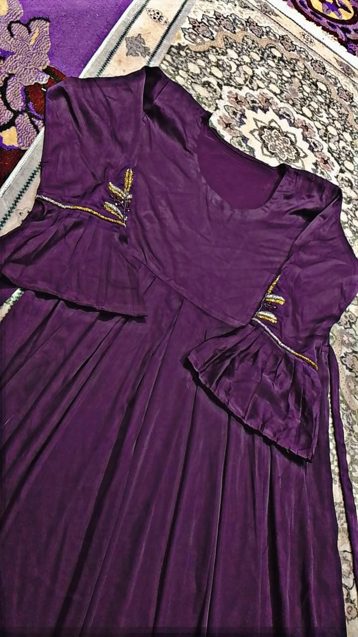 فستان ستن بالة خليجي نضيف قياسة ٣اشبار نقشة بلرد وحزام بي  بنات سعرة ٨ الاف


**إذا كنت صاحب هذا الإعلان وتريد حذفه لأي سبب، رجاءا أرسل رسالة إلى الدعم الفني**