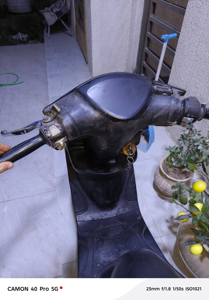 السلام عليكم 
عدله 
نكره سلف هندر 
معدل فول 
مكينه ناعمه حيل 
صالنصه إف إم توني شاده 
دراجه عوزها ترتيبات بسيطه
400 بيها مجال بسيط مكاني الكوت 
الشرااي يتصل ***********
