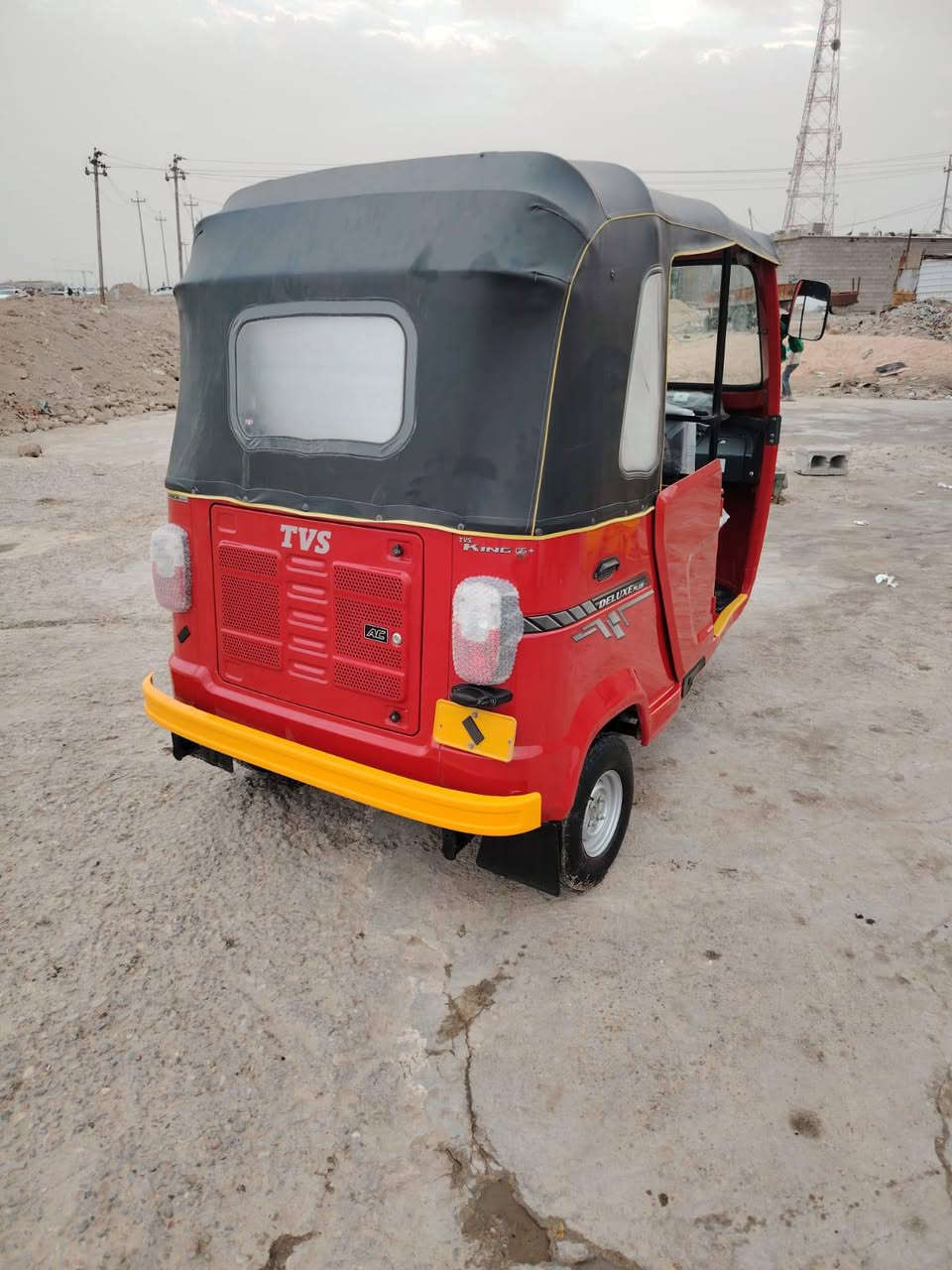 مديل 23 زيرو بصمه رقم وسنويه مستلم لوحات تكتك كفاله رقم بصره السعر 9300 العنوان بصره ***********
