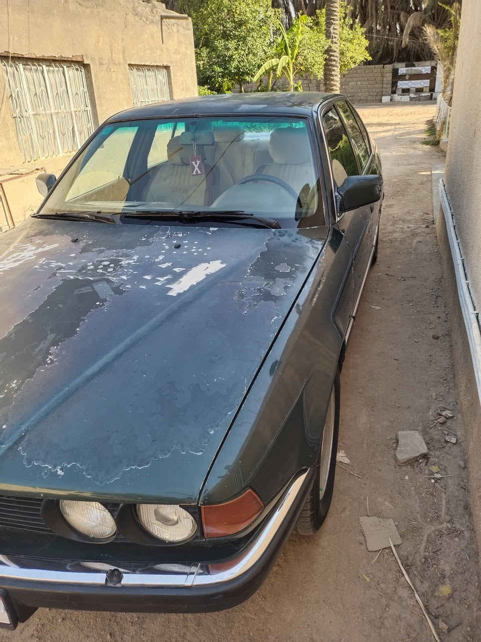 السلام عليكم بي ام 730i موديل 93 رقم بغداد بسمي .محرك كير مكفولات تبريد شغال.ب 40 رقم *********** مكان بابل /المسيب
