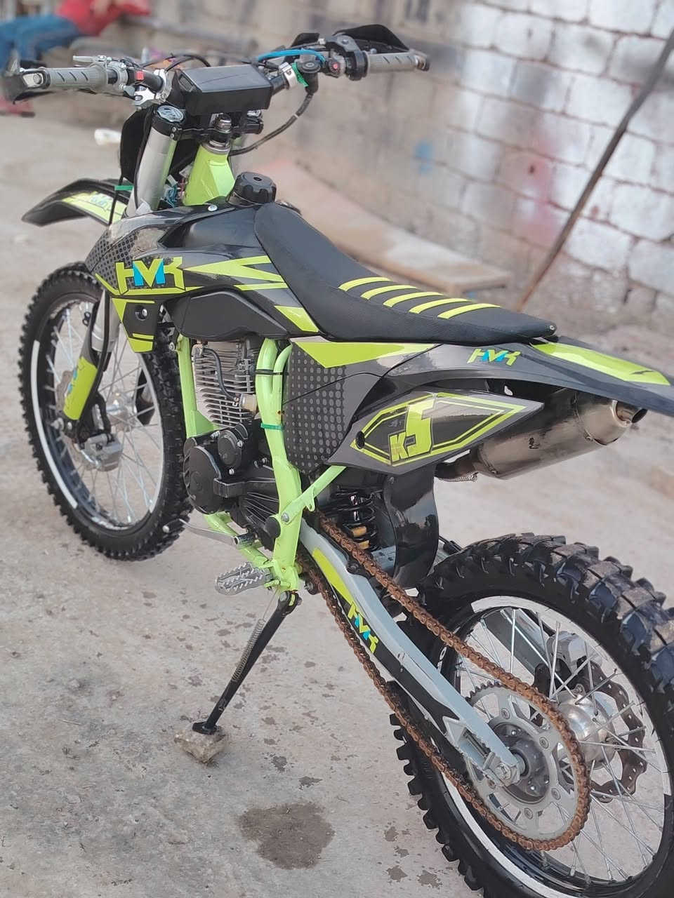 للبيع قفاز K5كوري الاصلي عميه موديل 25كفاله اوراق مكينه 300نضافه فول شلعه او معدل مكان بابل قضاء القاسم شراي اتصل ***********
