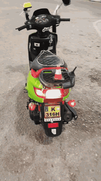 السلام عليكم دراجه فراشه للبيع  الدراجه فول ما نقصه كلشي المكينه شلعه ومعدل ومكفوله من كلشي كهربائيات كله شغاله عدادات شغالات سكنات اشاير دبلات شغالات هورن العنوان نجف ناحيه العباسيه السعر (500) وبيه مجال بسيط رقم التلفون ***********
