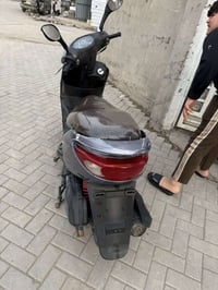 البيع أو مراوس دراجه ابريز مال رمبه جديده بس بيه بدأت اكلج  عارضه ٧٥٠ ...