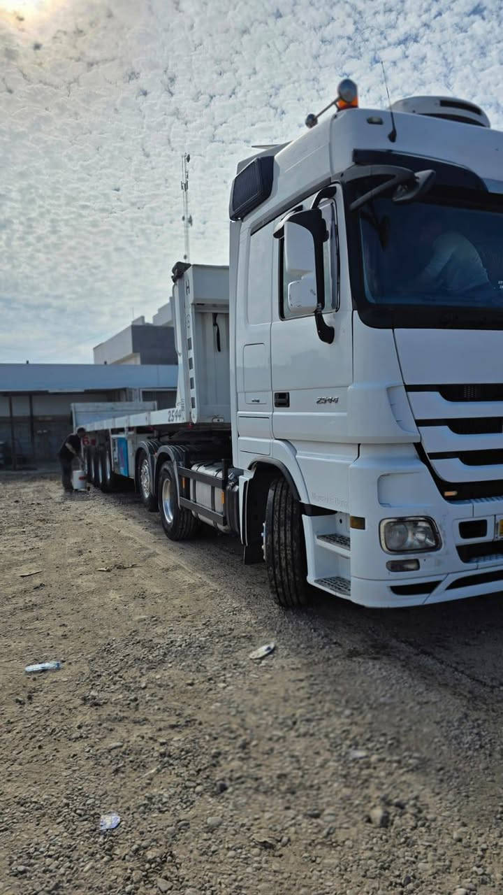 سلآم عليكم اكتروز موديل ١١سنكل خلفي كامل مواصفات رتايدر كامره حساس ثلاجه سبلت رقم أربيل مربوطه عربانه فلات حداديه  مكفوله كفاله عامه ***********
