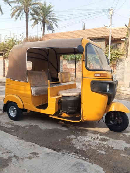 تكتك للبيع موديل20 العنوان بلديات ***********
