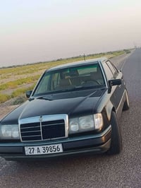 مرسيدس ٣٠٠ • ٩٢ • رقم ذي قار
