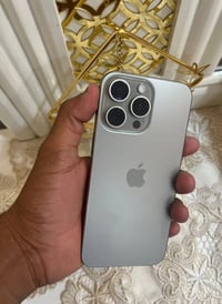 ب (500الاف) ايفون ١٥ برو ماكس السلام عليكم متوفر ايفون ١٥ برو ماكس لون...