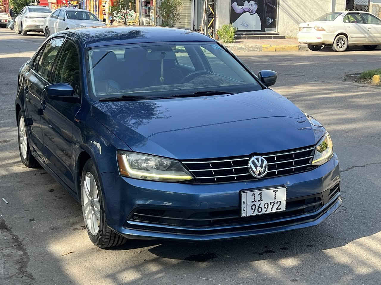 جيتا 2018
وارد امريكي حادث باب خلفي وجاملغ خلفي بدون دواخل صور الحادث مرفقه بجم كبس شركه تبريد شركه
رقم بغداد بأسمي
محرك 1400 تيربو 
ماشيه 70 الف وقابل للزيادة
بدون اي نقص جاهزة 

السعر 117 وبيها مجال
مكان السيارة بغداد 
الصليخ او الشعب  
***********‬
