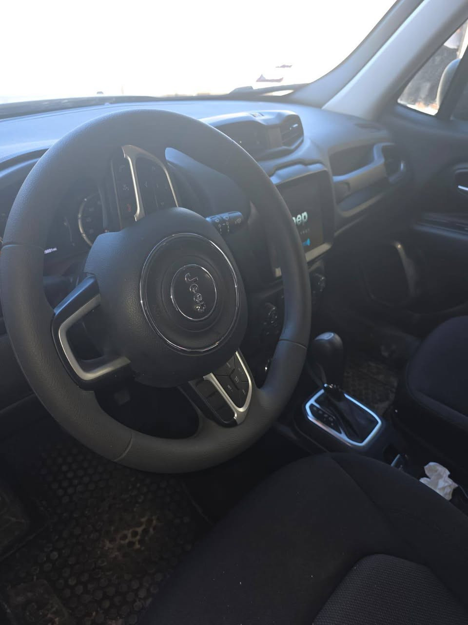 -
جيب رنيكيد موديل 2023
رقم بغداد حدثها فرق تعمل وتسير بامريكا 
جميع الايرباكات سليمة 
مواصفات نص
بصمة تشغيل 
شاشه كبيره 
تحديد مسار
فور ويل 4x4 
الجام اوتو 
تشغيل عن بعد 
رادارات  امامي وجانبي 
شاشة لمس كامرا خلفيه  
وباقي المواصفات معروفه 
 واتساب او الاتصال عالرقم
***********
بغداد الكاظميه  136  ورقة
