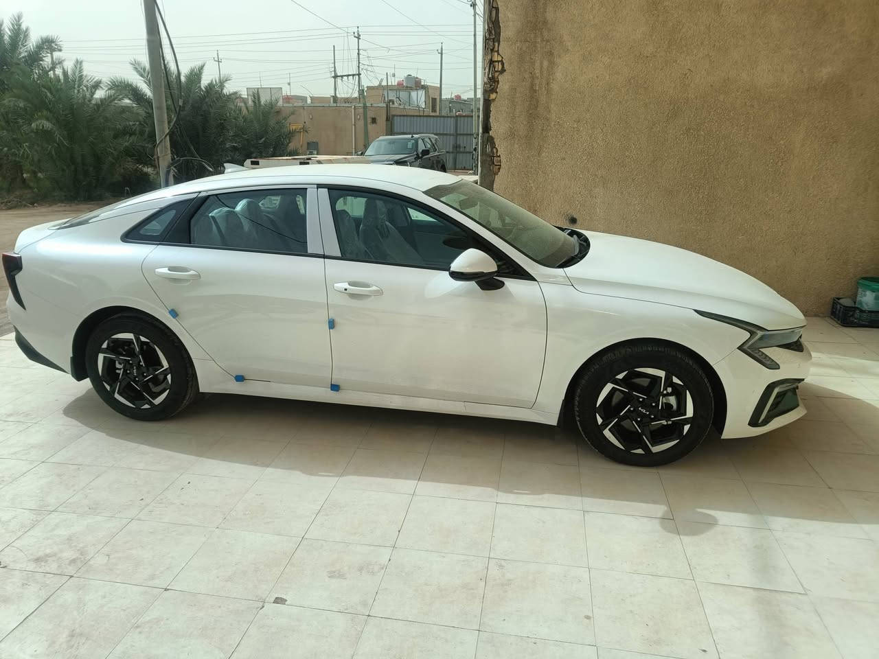 من رخصت الادمن كيا 5 موديل 2026 خليجي نص فول معروف موصفاته سيارة جديدة رقم اربيل سعر 232 مكاني البصرة شط العرب ***********
