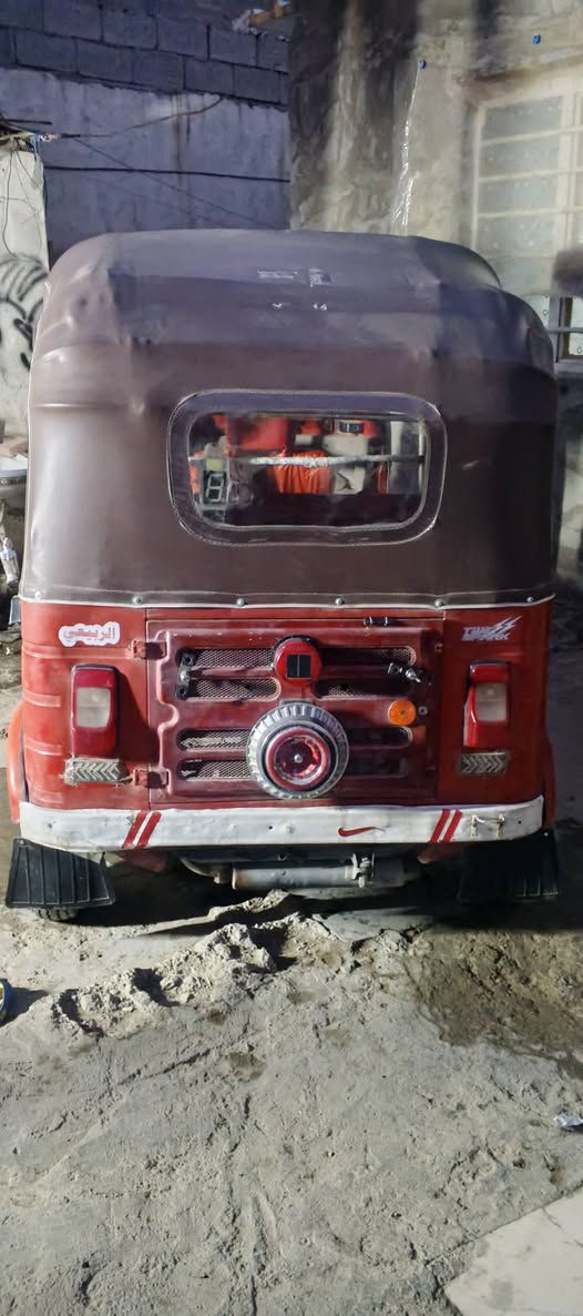 سلام عليكم تكتك للبيع 18 رقم وسنوية تكتك خير من الله مال جناي  اي ينقص مابيها كهربايات كله تشتغل مكاني كماليه بل معوقين سعر 4700 وبيها مجال رقمي ***********
