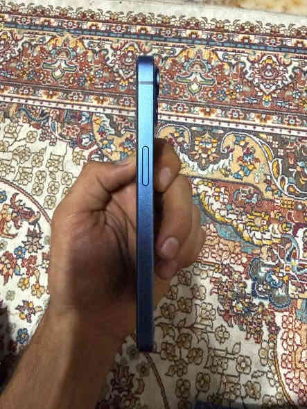 ايفون 13 كامرتين للبيع
ايفون 13 كامرتين بطاريه 79‎%‎ ذاكره 128 جهاز كلش نظيف كارتون وكيبل الشحن ويا لون ازرگ مامفتوح ولا مستبدل اي قطعه فقط البطاريه نازله ب 375 وبي مجال كلش بسيط عنواني حكيميه
***********
***********
