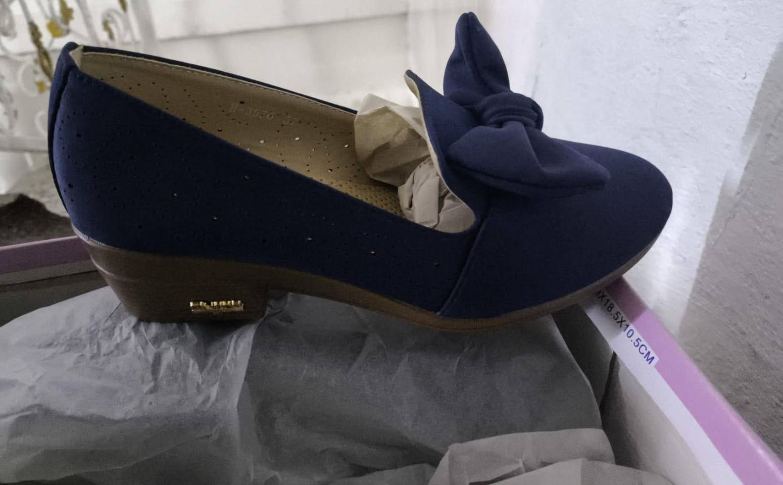 تصفيه بضاعه 175 قطعه كلها ستندر وبكراتينها قطع قويه وحلوه رياضي وكعب كلها نسائي سعر القطعه 3500
بيع مستعجل  مكاني نجف ***********
