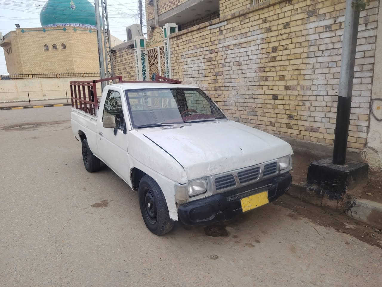 لبيع نيسان 94 رقم بغداد صدامي شرط التحويل مكينه وكير منجي 4 صدر وحداديه جديد تايرات جدد سياره مرتبه وحلوه سعر 25 وبيها مجال ***********
