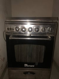 طباخ مصري للبيع سعره ٦٠ العيون مالته موجودات عنواني الدوره الرقم 07759...