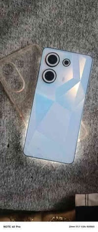 كامون 20 برو • بصمه شاشة • مبدل ايسي شحن