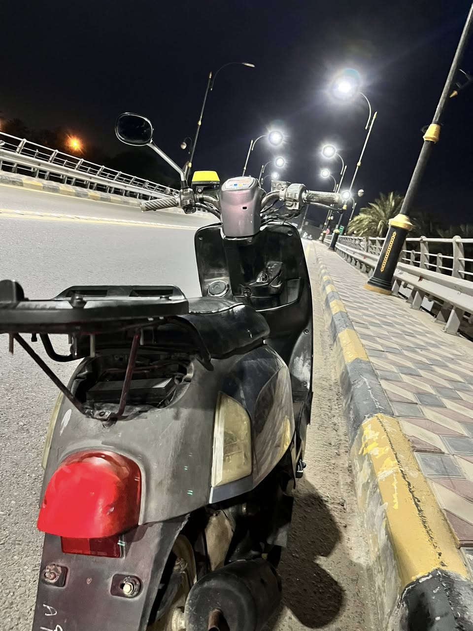 سلام عليكم بوليس نوزل للبيع دراجه حلوه كلشي شغال بيه بس مبدل بيه ولفات وباتري والباتري مالته مابي شي بس ضعف بدلته  العنوان كربلاء طويريج  الرقم *********** السعر 550
