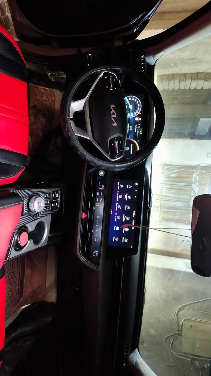 K8للبيع

رادار امامي حساسات أمامية وخلفية 
ترحيب مري
تلاث وضعيات قيادة
كشن تدفئة تبريد مساج 
مكينه تلاثه ونص غاز بلادي 
تخم تاير جديد
تشغيل عن بعد سياره بصمه بيها كلش هواي مواصفات مكان السياره الديوانية سعرها 230 رقم صاحب السياره ***********
