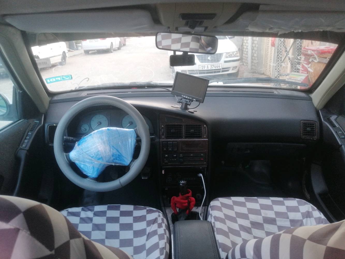 سلام عليكم
بيجو بارص مديل 2015 رقم نجف
تبريد ثلج
حداديه جديده
بيها قطعتين صبغ
مكينه لاتنقيص ولا تبخير بس اصعد دهن على الابلك 3
سعر ٤٥ بيها مجال
استفسار ***********
واساب مفتوح
مكاني نجف السياره نفس الصوره الله شاهد