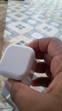 شاحن • اصلي • للبيع