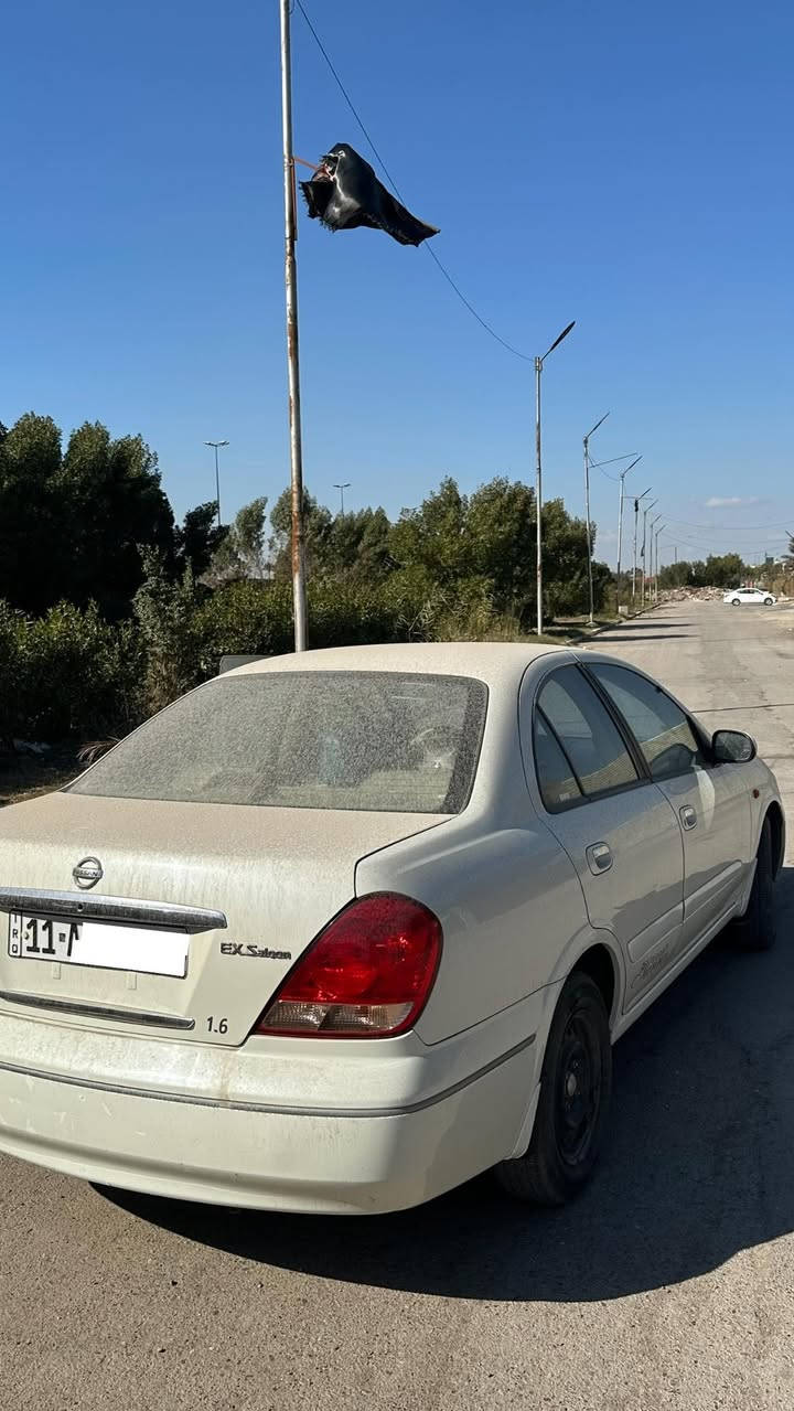 السلام عليكم 
اللهم صل على محمد وآل محمد
للبيع سني موديل (٢٠٠٧) بدون صبغ مكفوله 
 السياره باسمي رقم جديد انكليزي
مكان السياره بغداد  
للاستفسار الاتصال على الرقم ***********
